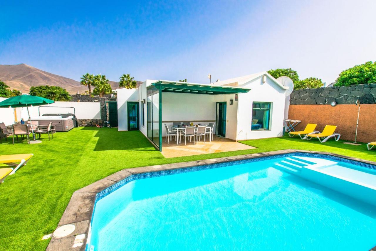 Villa Los Arcos - Lh160 By Villas Now Ltd Playa Blanca  Exteriör bild